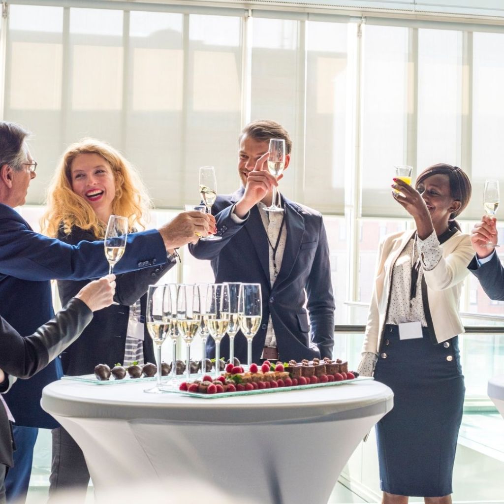 Budget Corporate Catering in Toronto: How to Plan an Impressive Corporate Event for&nbsp;Less